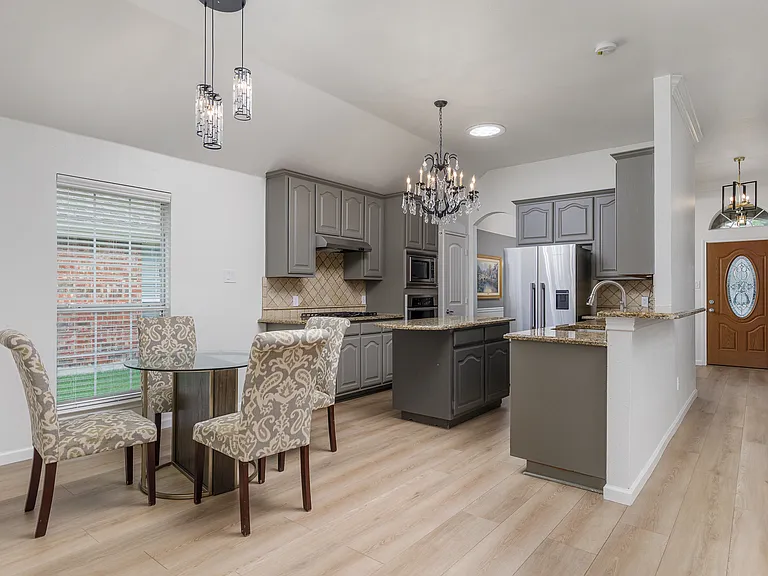 3704 Carmel Mountain Dr — Photo 10