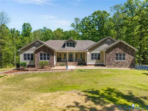 6126 Autumn Bluff Rd, Powhatan, VA 23139