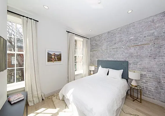 Rented by REAL New York | media 7