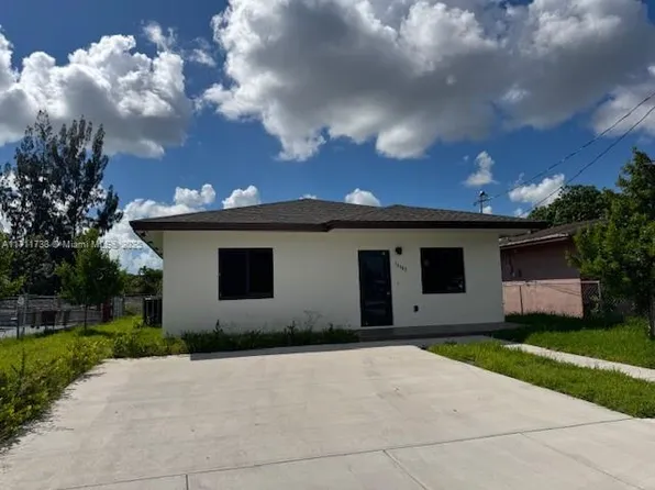 15167 NW Railroad Dr, Miami Gardens, FL 33054