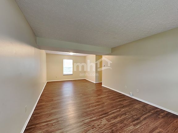 5th image of 1565 Tall Meadows Dr