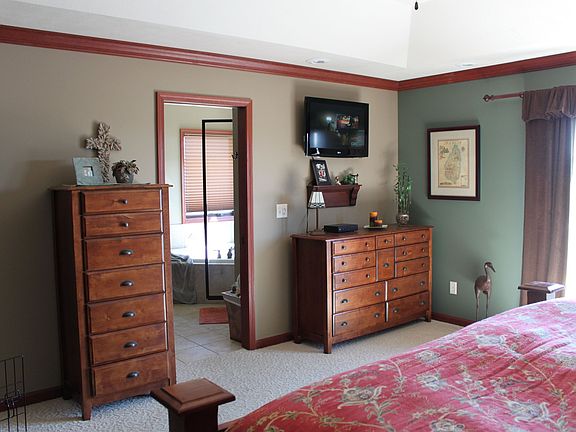 large master bedroom 