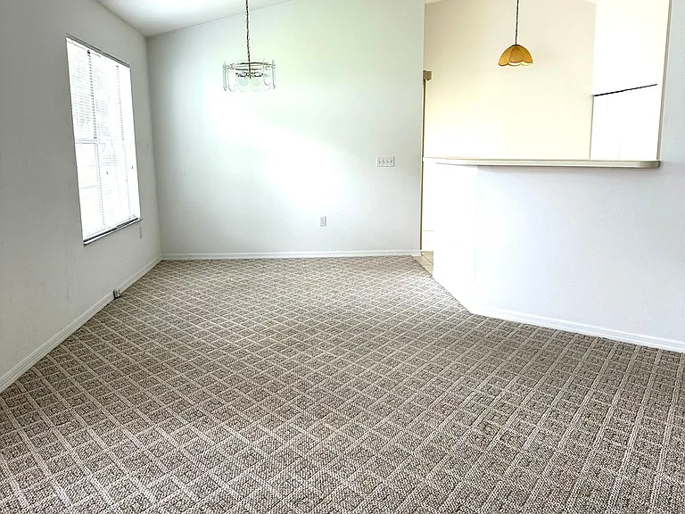 3942 NW 59th Ave — Photo 14