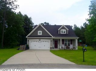 197 Sidesaddle Ct, Raeford, NC 28376