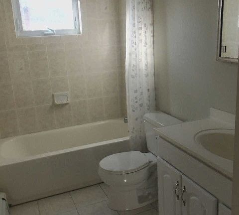 4th image of 544 Park Ave