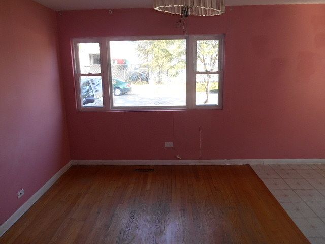 2nd image of 8421 44th Pl