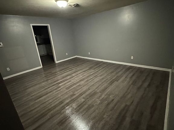 5th image of 428 S 28th St #1