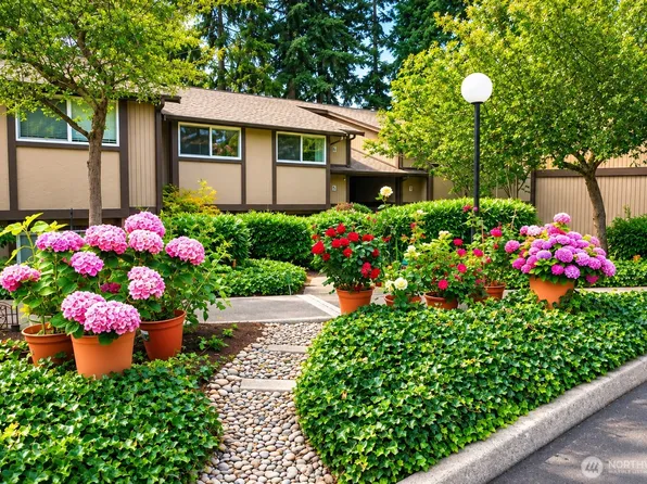 4725 176th Street SW #H6, Lynnwood, WA 98037