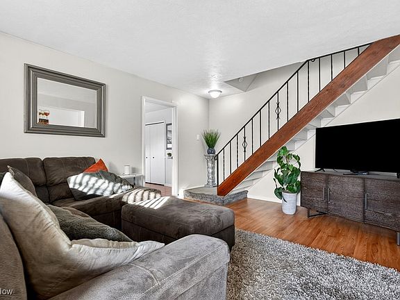 5th image of 8067 Independence Dr APT D