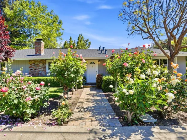 1701 S Springer Rd, Mountain View, CA 94040