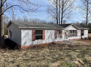 341 Long Branch Ct, Gretna, VA 24557