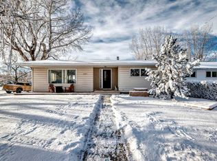 207 E 6a Ave, Three Hills, AB T0M 2A0