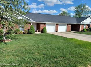 6912 Janes Farm Dr, Louisville, KY 40228