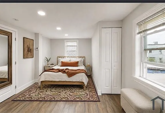 4 bed, 1600 sqft, $5,000 — Photo 4