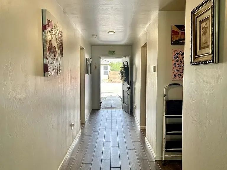 1210 San Carlos St — Photo 7