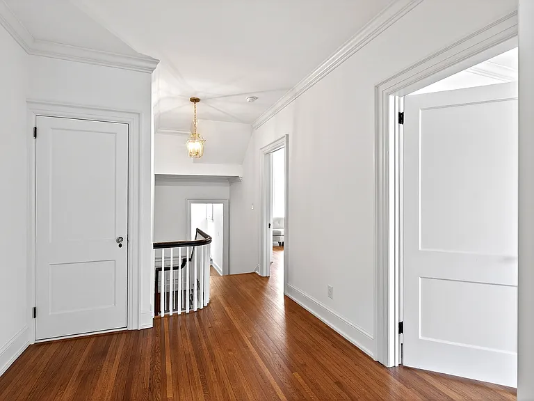 1313 College Pl — Photo 15
