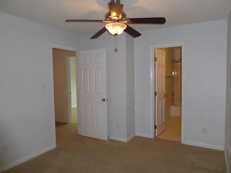 2333 Declaration Dr — Photo 21