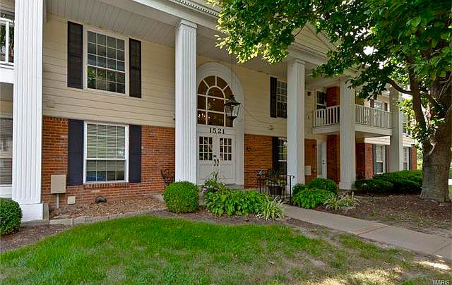 1st image of 1521 Hedgeford Dr APT 2