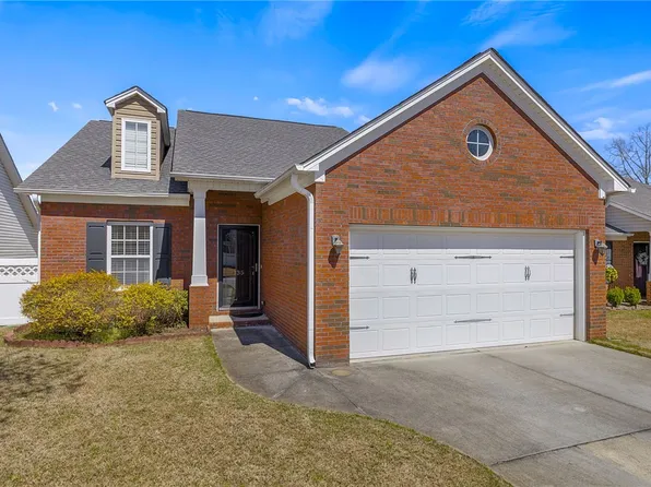 135 Abigail Ln, Anderson, SC 29621