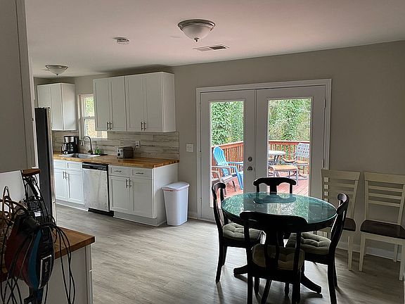 3rd image of 165 Lake Club Dr