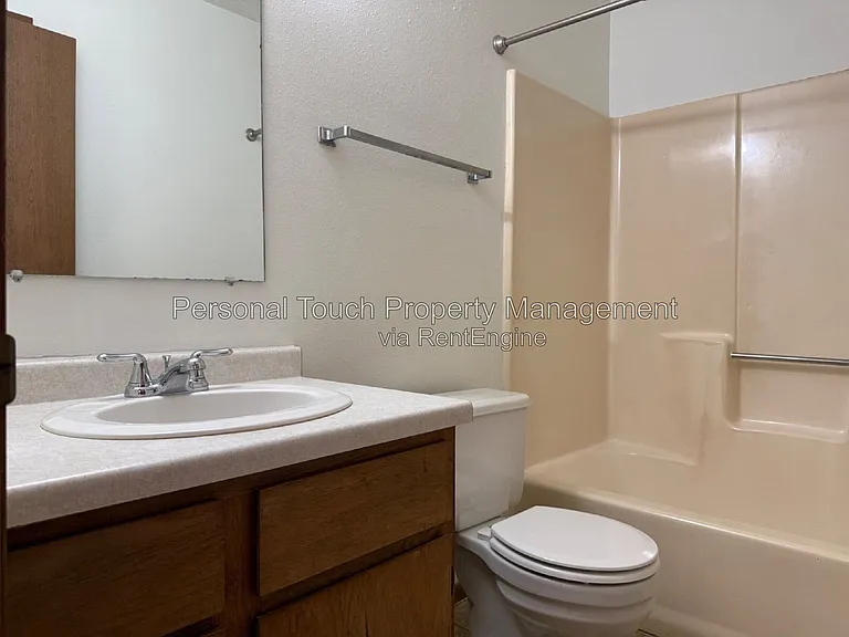 905 19th St SW #5 — Photo 17