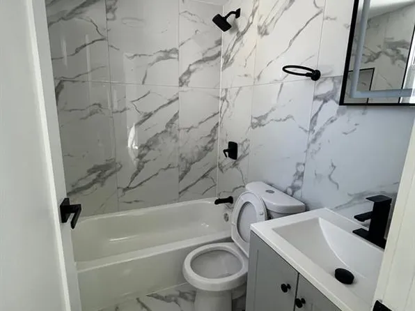 78-77 79 Lane image 12 of 15