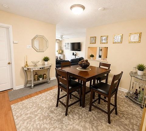 5th image of 31 Symonds St APT 20