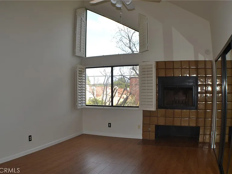 5841 Etiwanda Ave — Photo 13
