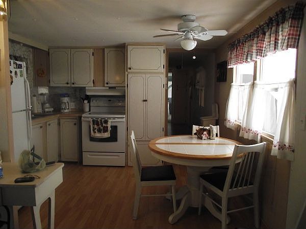 new kitchen floor and countertops