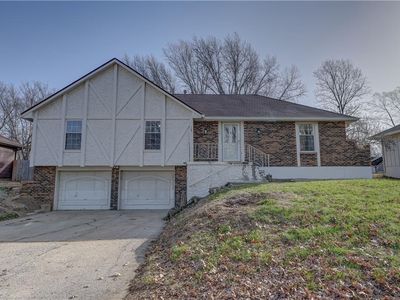 1108 SW 21st St, Blue Springs, MO, 64015
