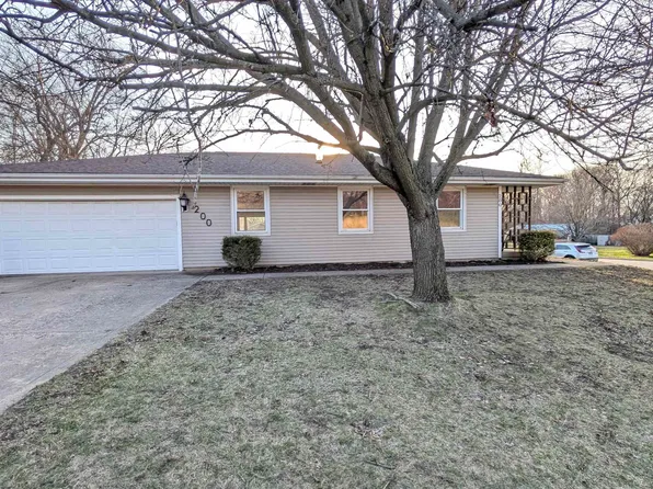 200 Lasalle Blvd, Marquette Heights, IL 61554