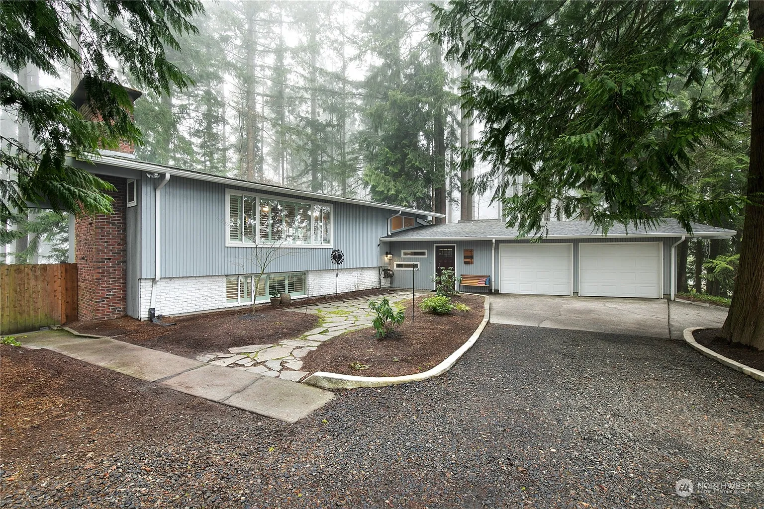 1321 Skyridge Street SE photo 1