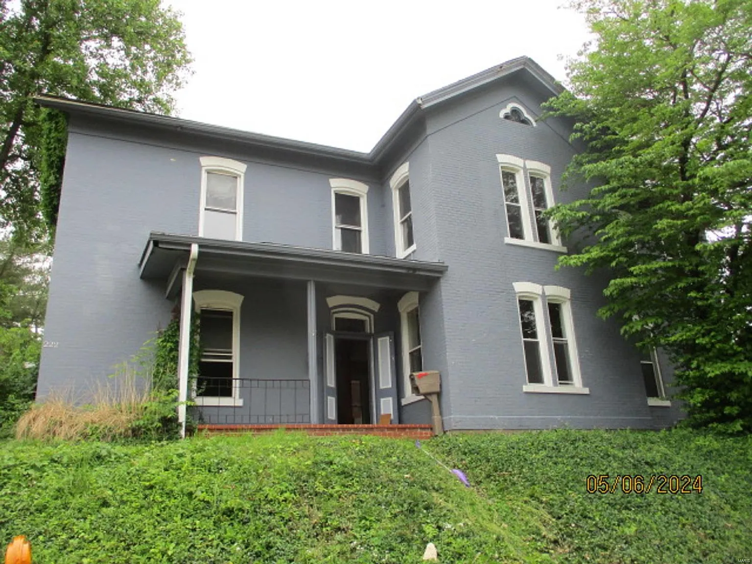 222 E McKinley St photo 1