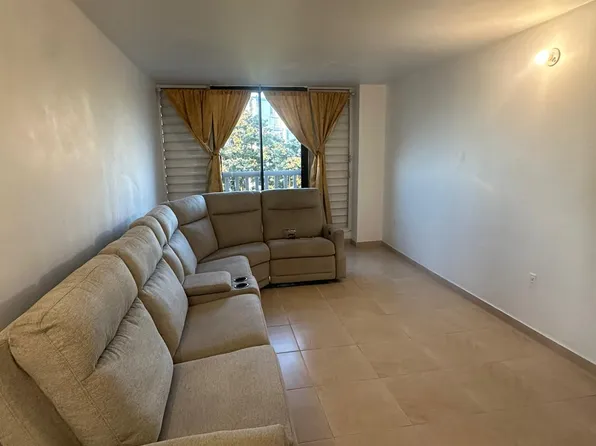 1202 Cond Quintana Rdg #A, San Juan, PR 00917