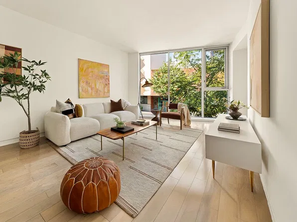 591 Washington Ave #201, Brooklyn, NY 11238