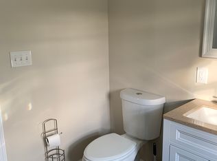 2026 Bog Rd, Enfield, NH 03748