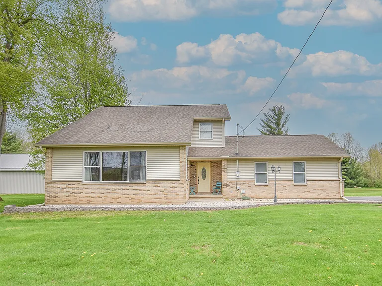 912 Miller Dr — Photo 20