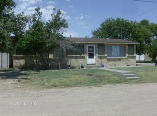 300 W Mills Ave, Holcomb, KS 67851