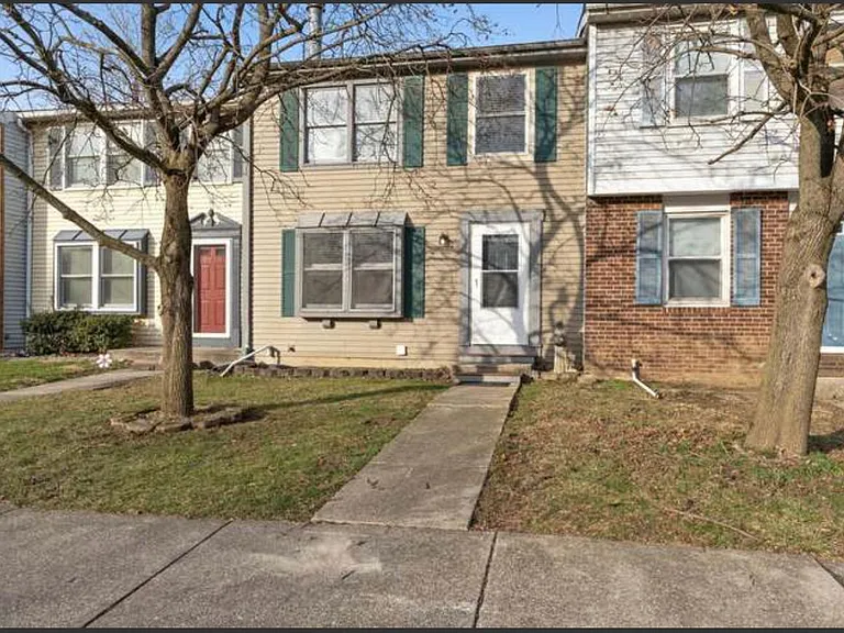 4382 Biscayne Ct — Photo 32