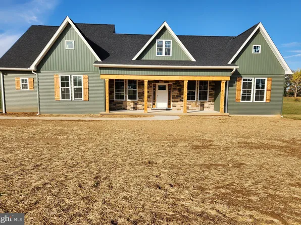 120 Autumn Ridge Ln, Kearneysville, WV 25430