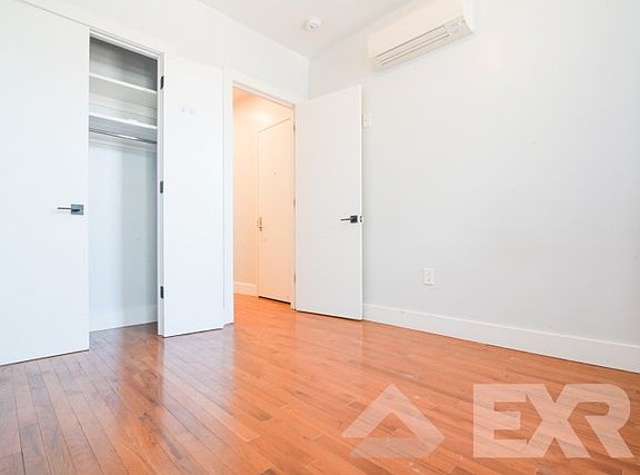 5th image of 82 Marion St APT 1R
