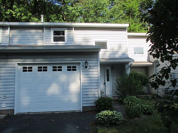 2nd image of 215 Tallow Wood Dr
