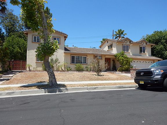 2nd image of 8325 Denise Ln