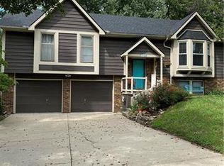 3709 Robin Ln, Saint Joseph, MO 64506