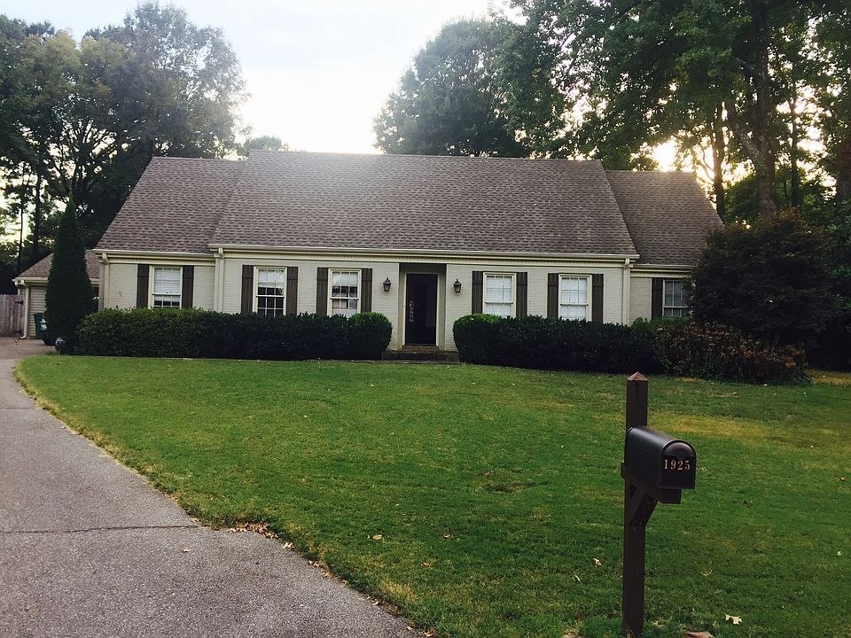 1st image of 1925 Grenville Dr