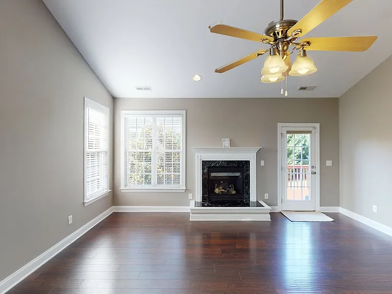 8517 Delamere Ln — Photo 5