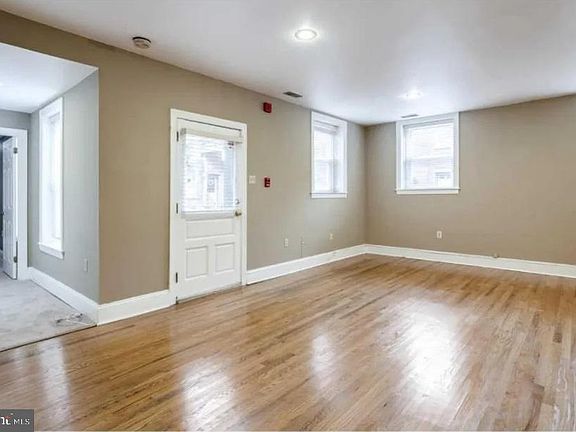 5th image of 1707 Green St APT C