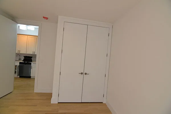 Rented by Zuz Realty | media 18