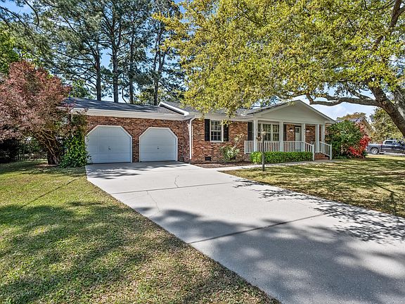 2nd image of 971 Carmel Dr