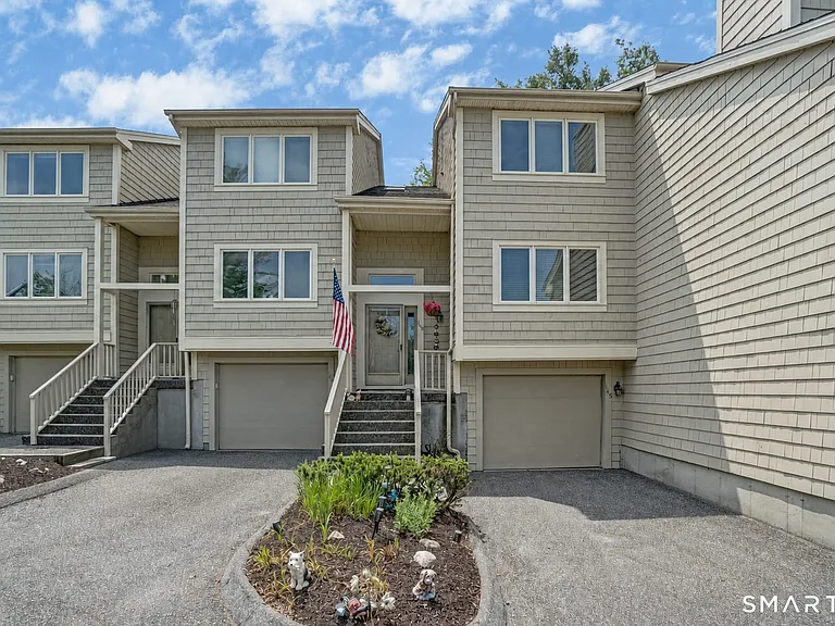 12 Boulevard Dr #24-145 — Photo 16